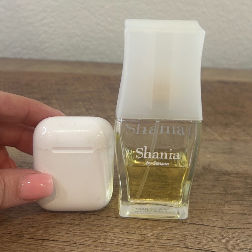 Shania by Stetson Eau de Toilette Spray 1 fl oz 30 ml Vintage Shania Twain